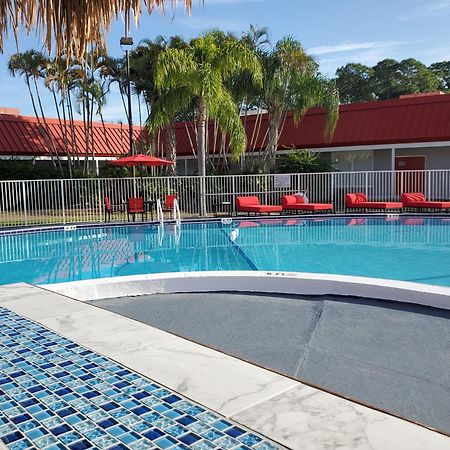 Vero Beach Inn & Suites Vero Beach I-95 (Adults Only) Exteriér fotografie