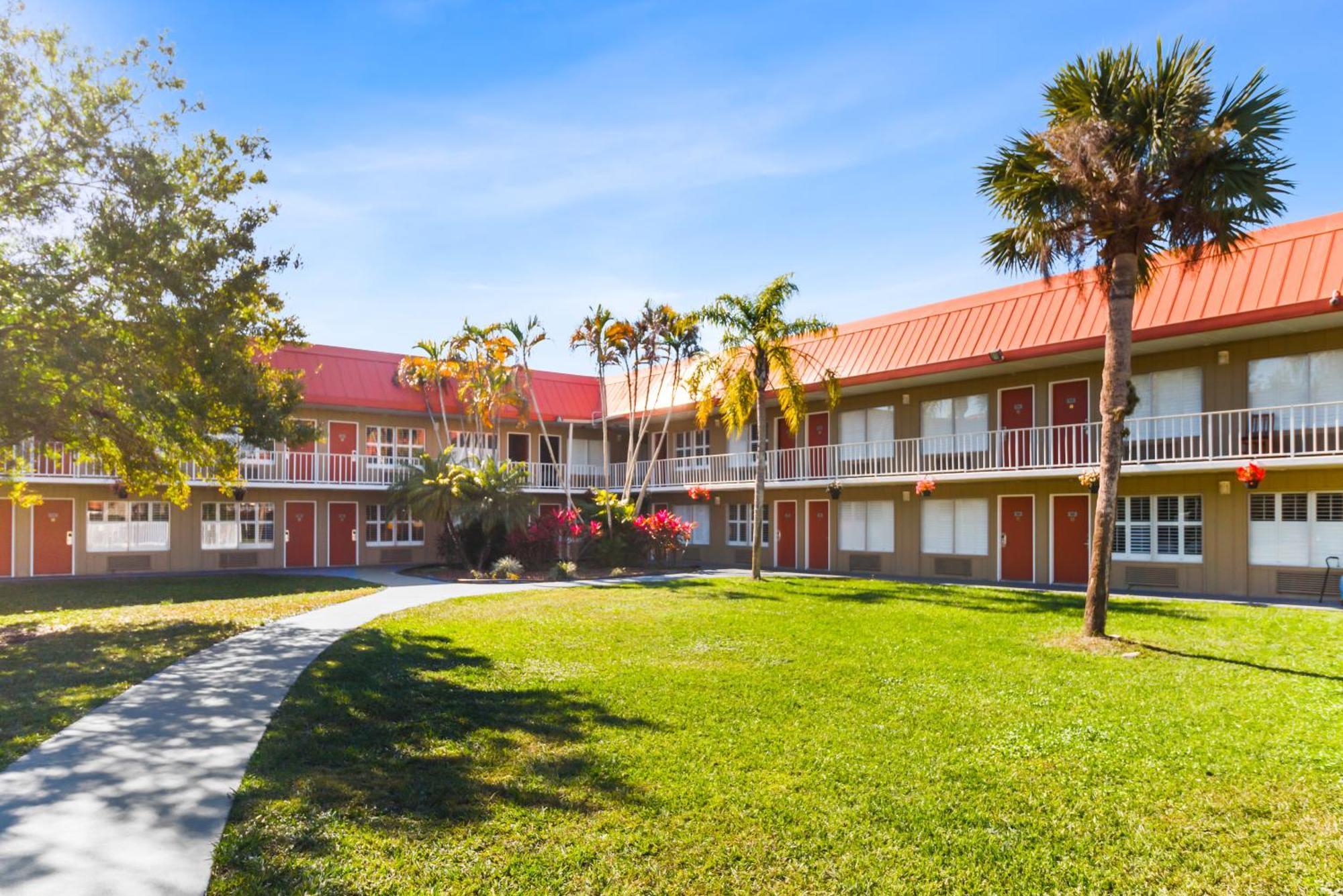 Vero Beach Inn & Suites Vero Beach I-95 (Adults Only) Exteriér fotografie